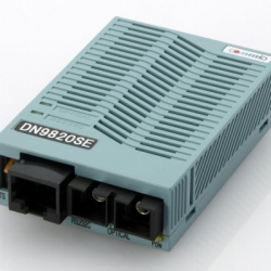 商品画像:RS232C信号、光信号の変換機 DN9820WSG3E