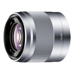 商品画像:<α>中望遠単焦点レンズ E 50mm F1.8 OSS(8群9枚/Eマウント/シルバー) SEL50F18